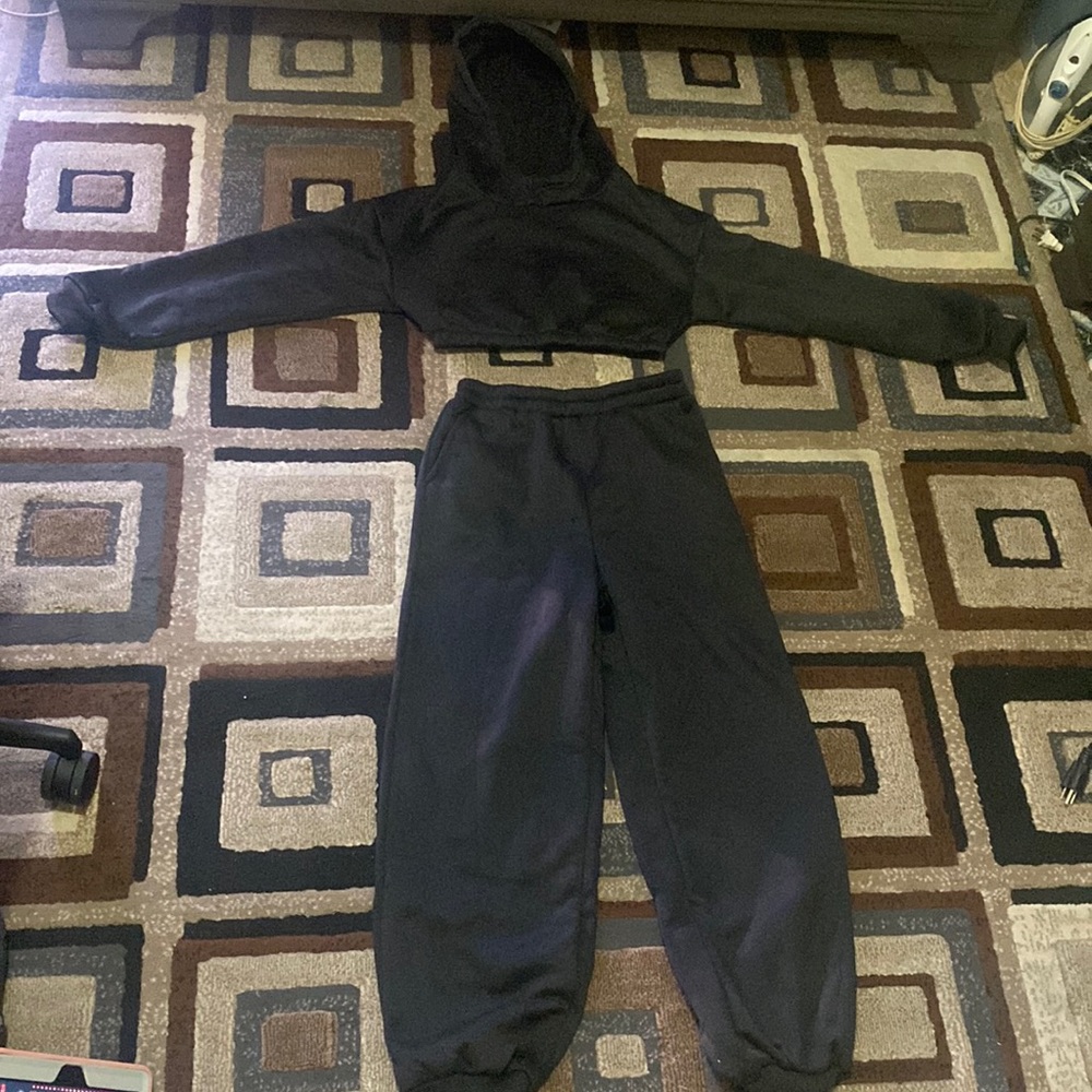 SHEIN 2 Piece Jogger Set, Black Size Small